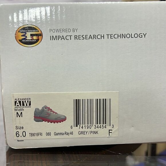Gdefy by GRAVITY DEFYER sneakers that help with Plantar Fascitis New in box - Picture 12 of 12